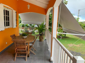 Studio charmant au Moule avec jardin et balcon - 70 m²